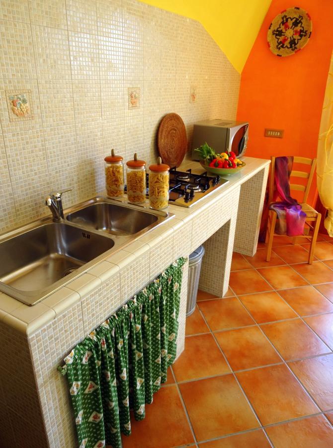 Bb Doliahouse Bed and Breakfast Dolianova Buitenkant foto
